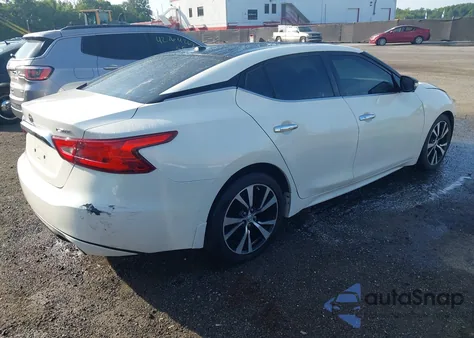 2017 Nissan Maxima 3.5 Platinum z USA, uszkodzony, nr VIN 1N4AA6AP5HC442854
